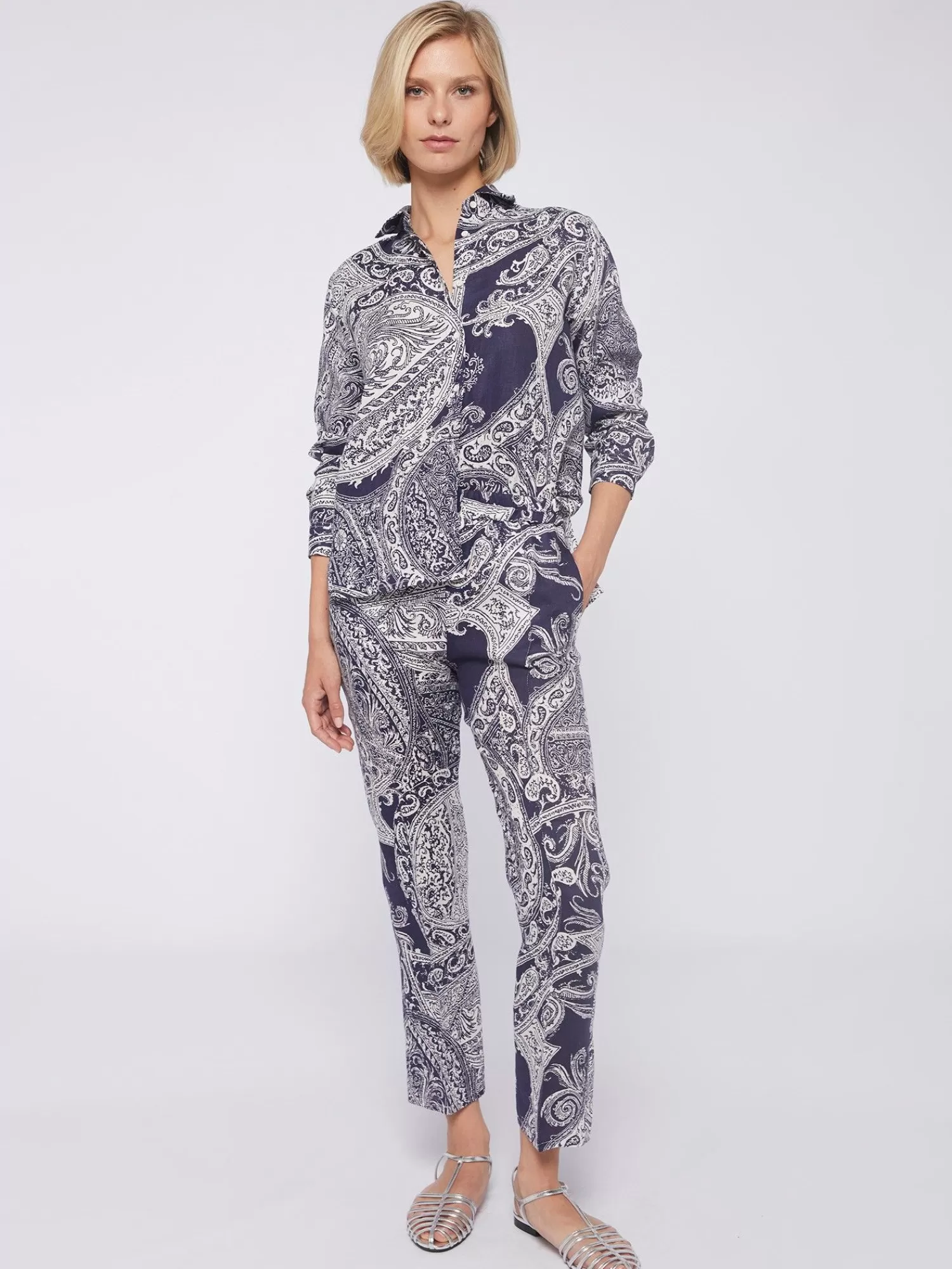 Mujer Vilagallo Pantalon Lino Estampado Paisley Navy
